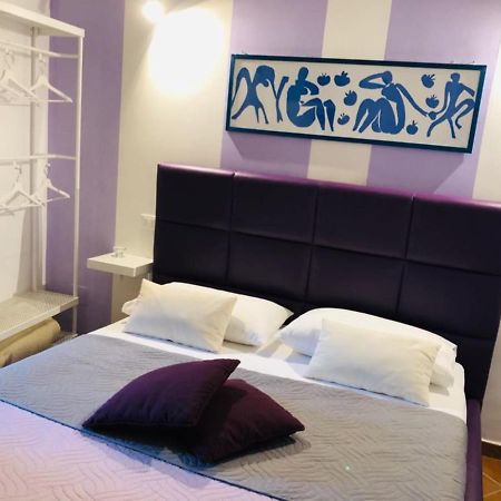 Teatro Massimo Apartment- Self Check-In ปาแลร์โม ภายนอก รูปภาพ